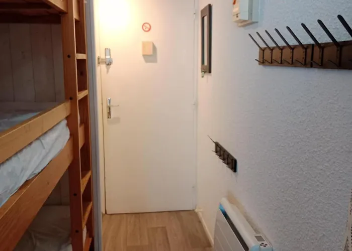 アパート Les Ours Bruns アラヌエ