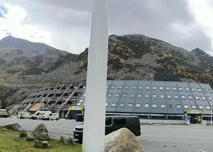 アパート Les Ours Bruns アラヌエ