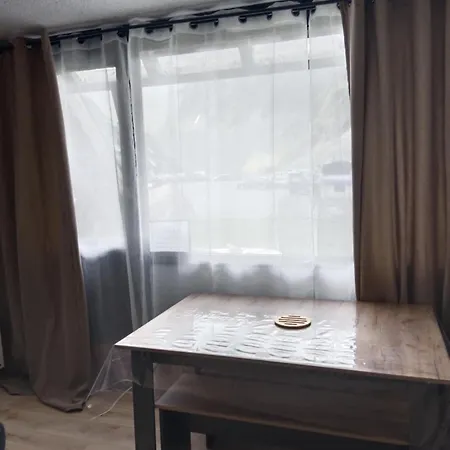 Les Ours Bruns Apartman *